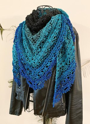 Triangular Scarf "Melaina"