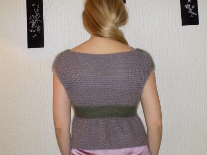 Empire Style Sleeveless Sweater (Top) with Felt Flower