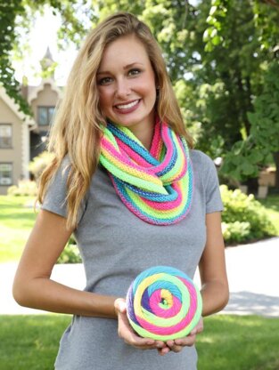 Plymouth Yarn F814 Hot Cakes Ridged Cowl (Free).