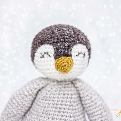 Penguin Crochet Buddy & Bonus Newborn Outfit