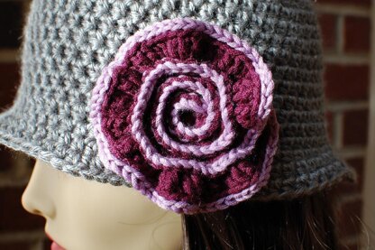 Brimmed Hat with Swirl Flower