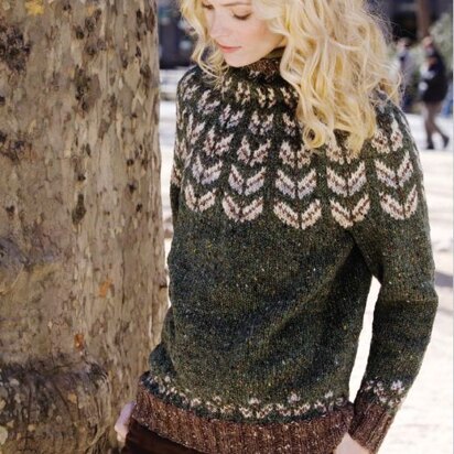 Yoke Pullover in Tahki Yarns Donegal Tweed