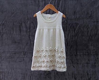 P67 Childrens Dresses