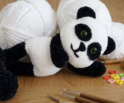 Häkelanleitung für den niedlichen Panda Kuma