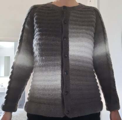 Colour-change cardigan