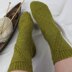 Knitting Pattern Cable Socks - PDF Download Knight Socks