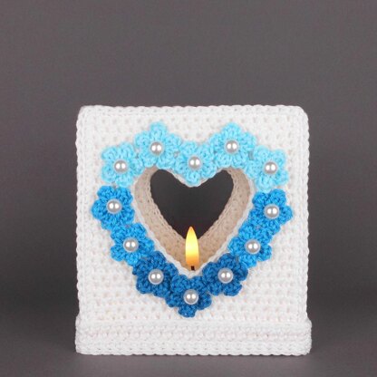 Gift box keepsake and tealight holder with hearts