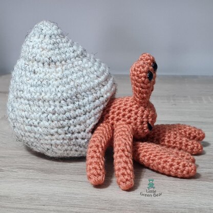 Horace the Hermit Crab - US Terminology - Amigurumi