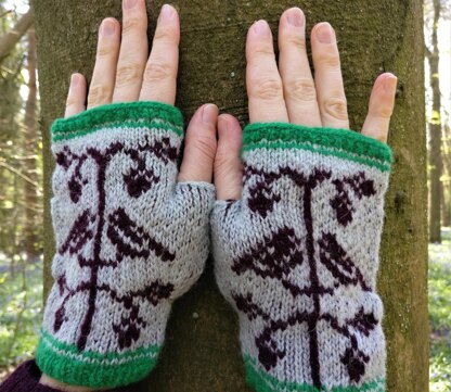 Acorn Tree Handwarmers