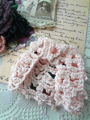 The Brontë Crochet Cuff