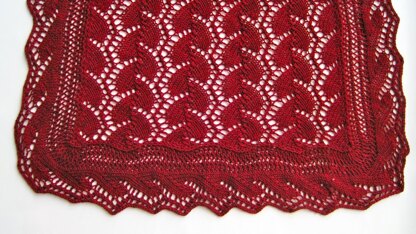 Wave Edged Trellis Lace Wrap