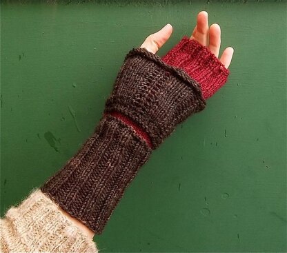 Double layered fingerless mitts