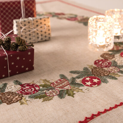 Rico Christmas Wreath Kit Cloth Embroidery Kit