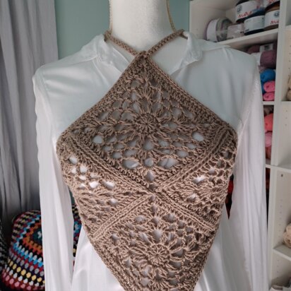 STONE BEIGE CROCHET HALTER TOP