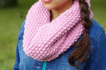 Seed Stitch Cowl