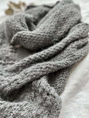 Alpaca blanket scarf