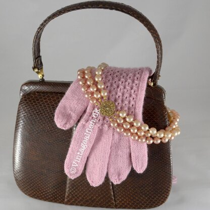 Vintage gloves: Amelia