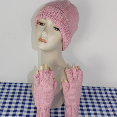 Circular Beanie Hat & Short Finger Gloves