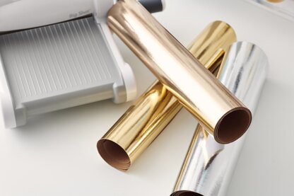 Sizzix Surfacez Texture Roll 12"X48" - Gold