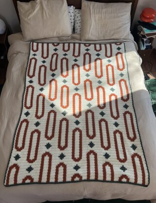 Oval Avenue Throw
