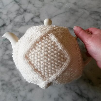 Aran Diamond Teacosy