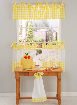 McCall's Kitchen DÃ©cor and Apron M8302 - Paper Pattern, Size OS (One Size Only)