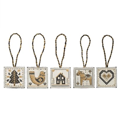 Anchor Nordic Decorations Cross Stitch Kit - 7 x 7 cm - AKE0016-00002