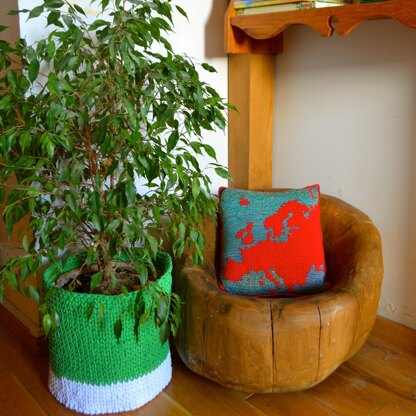 Europe Montessori Pillow