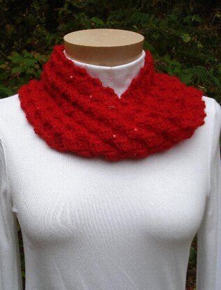 Sequined Mobius Cowl - PA-130a