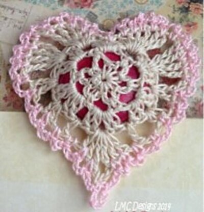 Valentine’s Victorian Heart Paperweight: Pink Collection