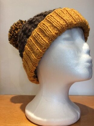 Cable bobble hat © Seashells Designs