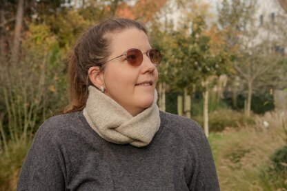 Twisted Cowl