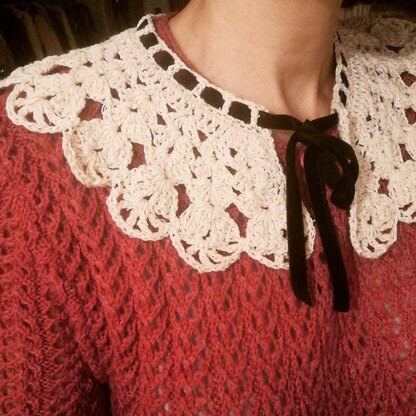 VIOLET CROCHET LACE FAUX COLLAR