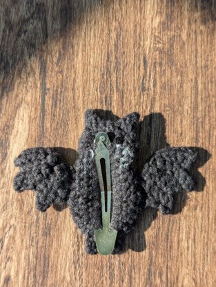 Flying Bat Hair Clip