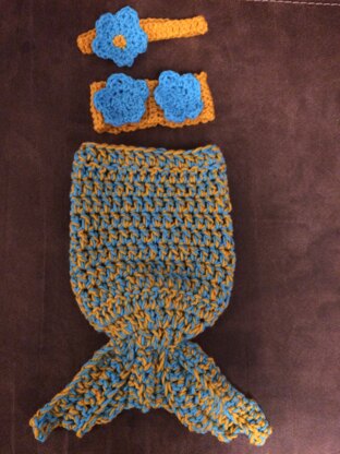 newborn mermaid tail and top set