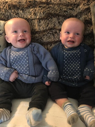 Twins jumpers