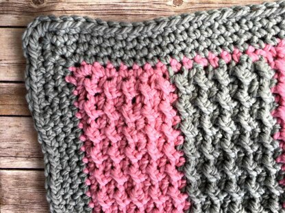 Easy Weekend Baby Blanket