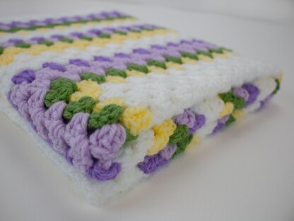 Buttercup Infinity Granny Rectangle Crochet Blanket