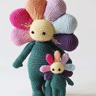 Mama and Baby Flower Dolls Pdf Crochet Pattern Toy Decoration Baby Shower