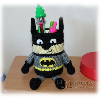 Batman Pencil Holder Crochet Pattern, Batman Pen Stand Crochet Pattern