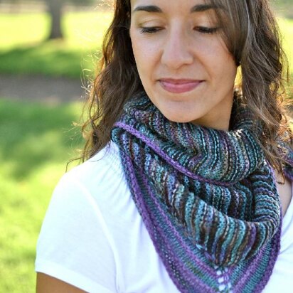 Sea Glass Shawlette - knitting pattern