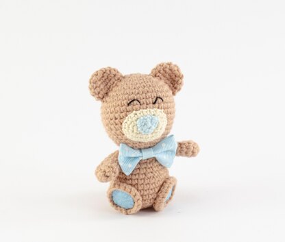 Crochet Valentine Teddy Bears