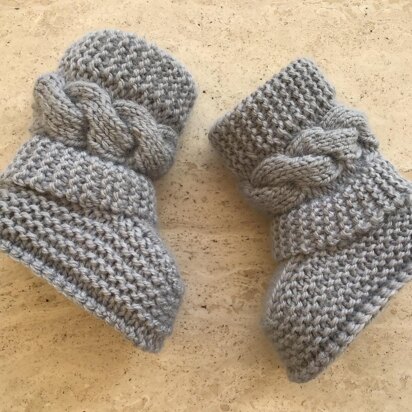 Baby Cable Booties