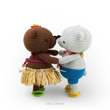 Jim and Alani, the amigurumi bears