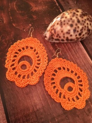 81. Paisley motif orange