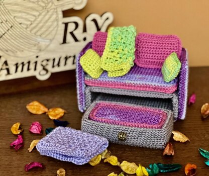 Amigurumi Sofa Bed