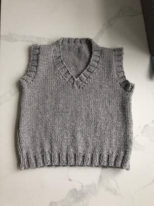 grey tank top for theo