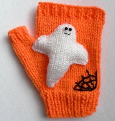 SPOOoooKY HALLOWEEN MITTENS