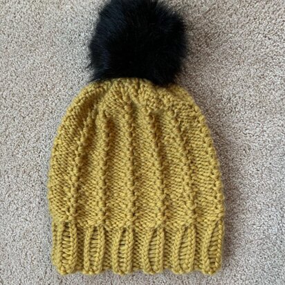 Barrels & Purls Hat -- a loom knit pattern