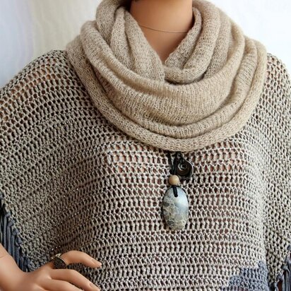 Ultra-light Infinity Scarf / Loop / Bolero